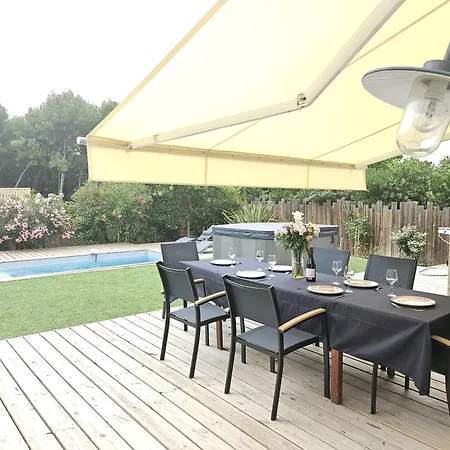 Piscine Prive & Jacuzzi 300 De La * 생시르쉬르메르